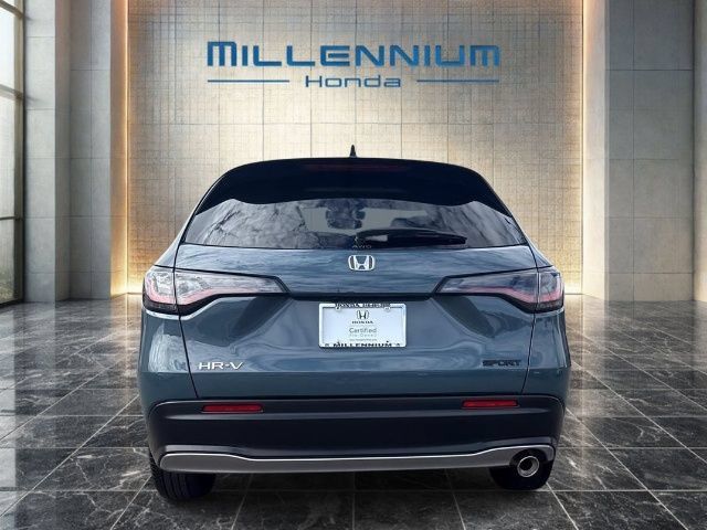 Used 2024 Honda HR-V Sport image 4