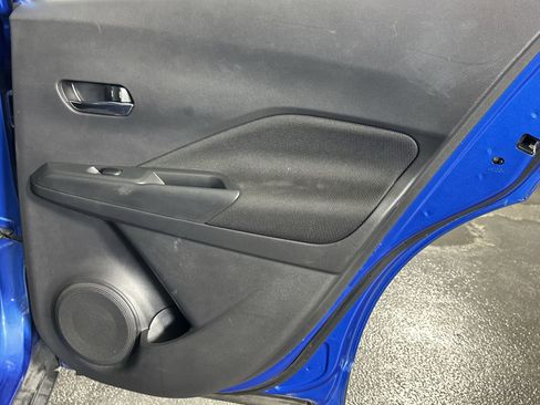 Certified 2021 Nissan Kicks SV image 35