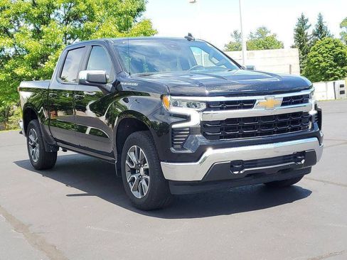 Certified 2024 Chevrolet Silverado 1500 LT AWD/4WD image 2