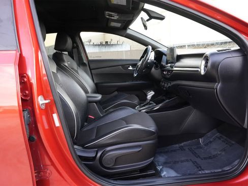 Used 2021 Kia Forte GT-Line w/ GT-Line Premium Package image 24