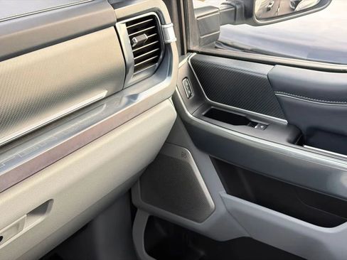 Used 2024 Ford F250 Limited w/ FX4 Off-Road Package image 33