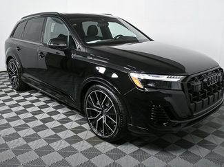 New 2025 Audi Q7 3.0T Prestige video 2