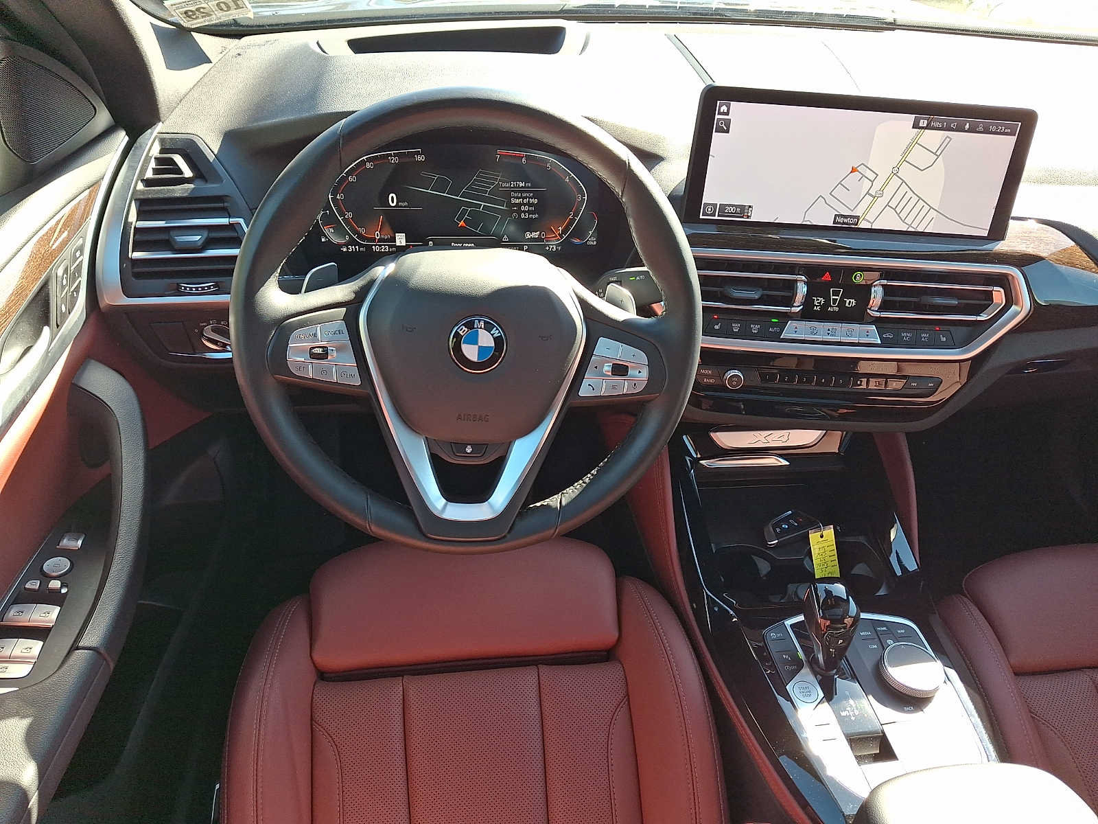 Used 2025 BMW X4 xDrive30i w/ Premium Package AWD/4WD image 11