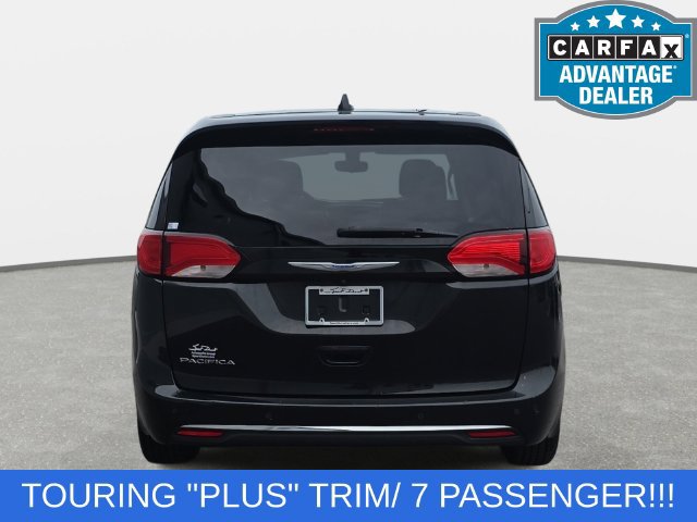 Used 2018 Chrysler Pacifica Touring Plus FWD image 6