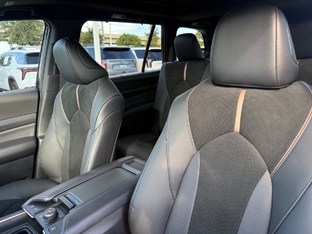 Used 2026 Toyota Grand Highlander AWD Hybrid image 13