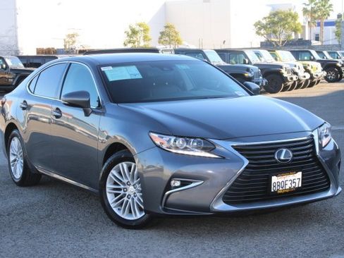Used 2018 Lexus ES 350 image 48