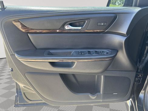 Used 2015 GMC Acadia Denali AWD/4WD image 26