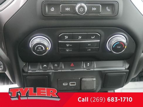 Used 2022 Chevrolet Silverado 1500 W/T w/ Trailering Package image 33