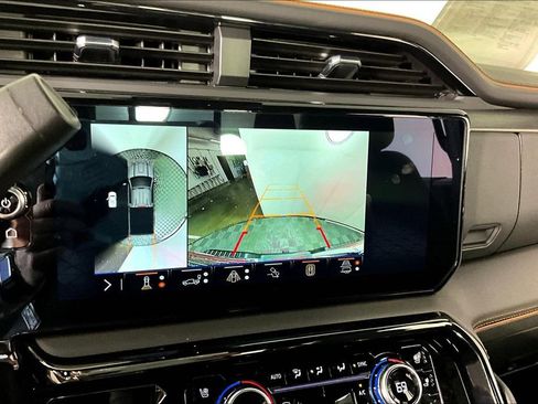 Certified 2025 GMC Sierra 2500 AT4 w/ Max Trailering Package image 14