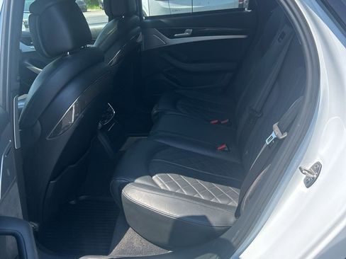 Used 2015 Audi S8 AWD/4WD image 15