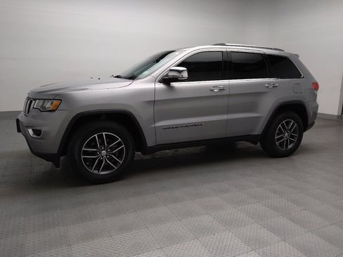 Used 2018 Jeep Grand Cherokee Limited w/ Trailer Tow Group IV image 2