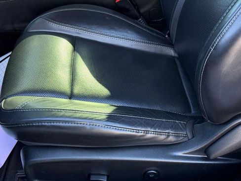 Used 2017 Dodge Challenger SXT Plus image 14