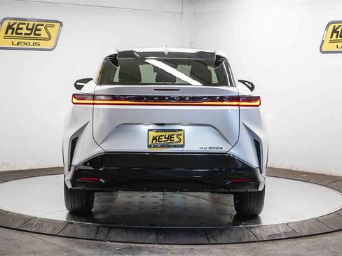 Used 2024 Lexus RZ 300e Premium image 3