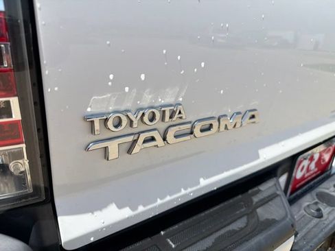 Used 2015 Toyota Tacoma 4x4 Double Cab w/ TRD Sport Package image 15