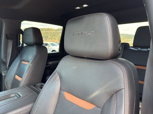Used 2022 GMC Sierra 2500 AT4 AWD/4WD image 13