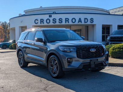 New 2026 Ford Explorer ST w/ Sun And Sound Package