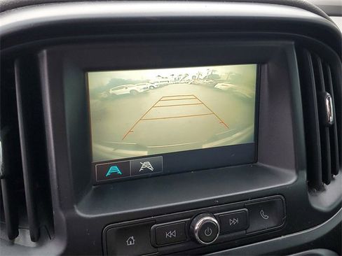 Used 2018 GMC Canyon 2WD Crew Cab image 16