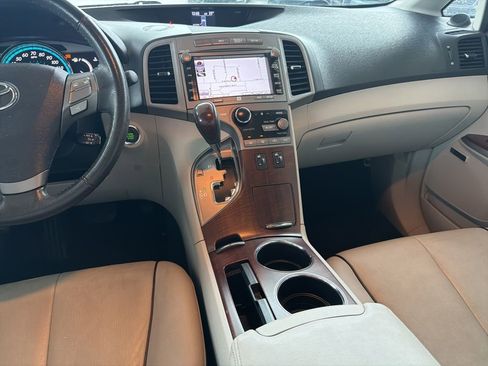 Used 2009 Toyota Venza image 17