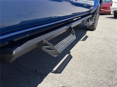 Used 2017 Toyota Tacoma TRD Sport w/ Tow Package RWD image 19