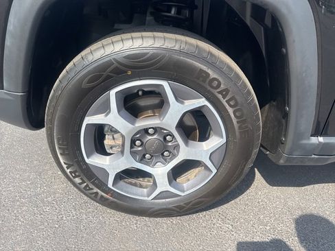 Used 2022 Jeep Compass Trailhawk w/ Trailhawk Convenience Group image 25