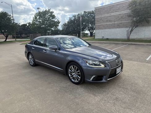 Used 2014 Lexus LS 460 w/ Comfort Package RWD image 1