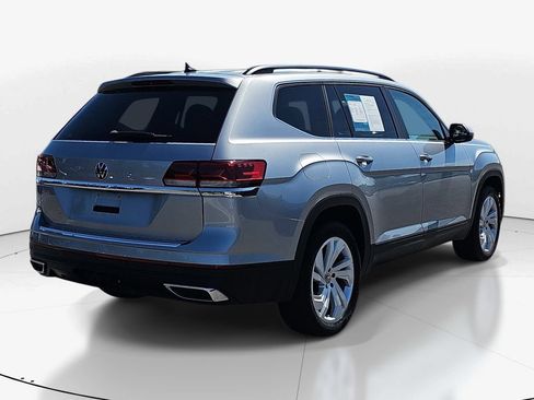 Used 2023 Volkswagen Atlas SE w/ Panoramic Sunroof Package FWD image 6