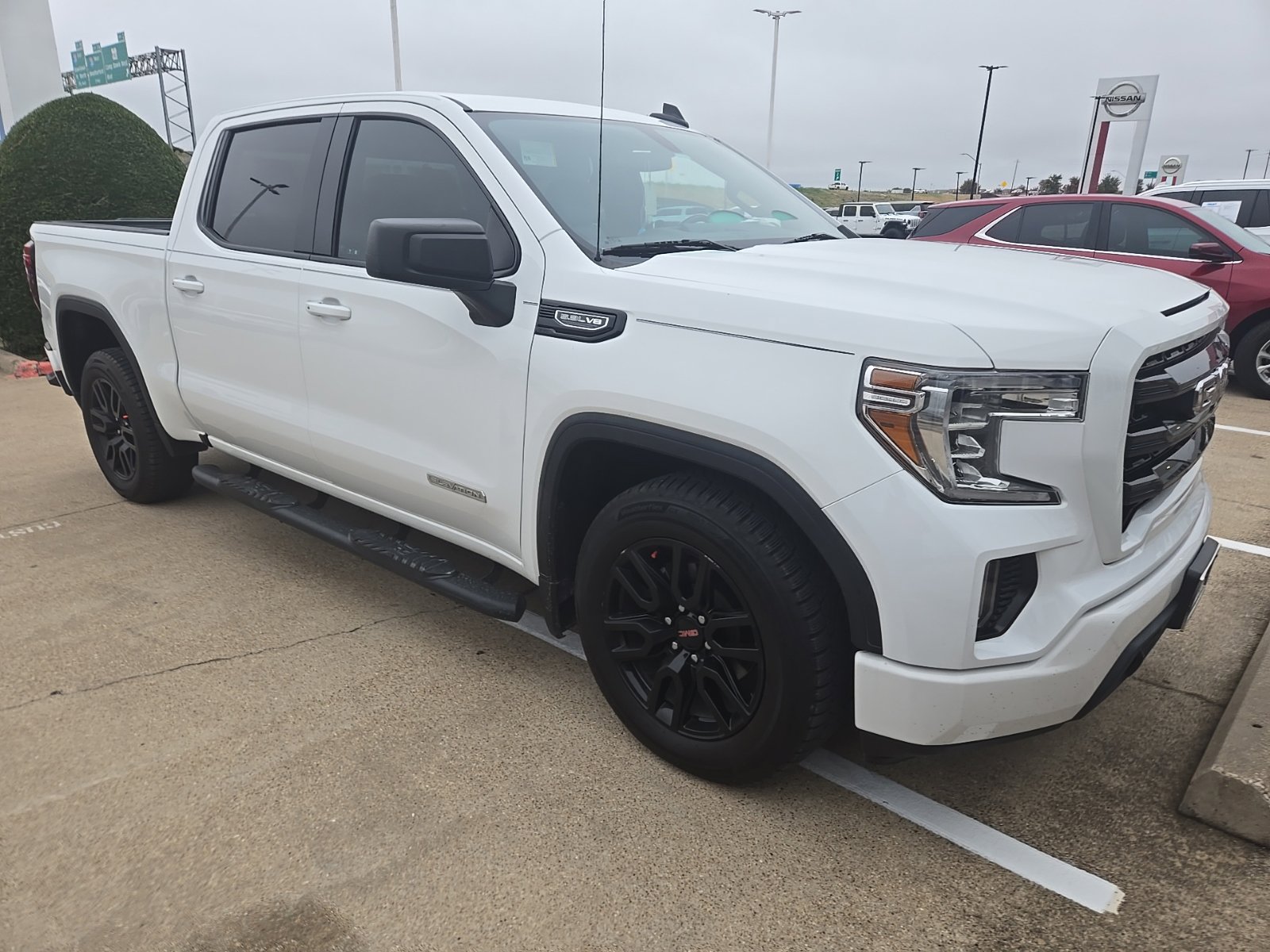 Used 2020 GMC Sierra 1500 Elevation w/ Elevation Value Package RWD image 3