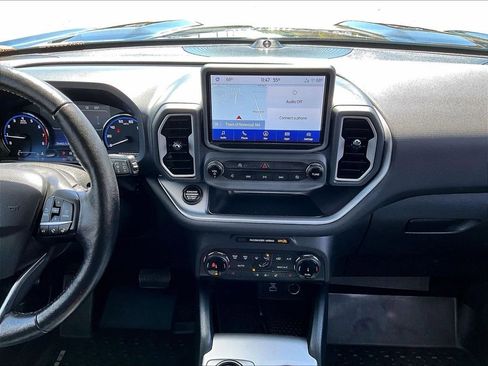 Used 2022 Ford Bronco Sport Outer Banks w/ Tech Package AWD/4WD image 18