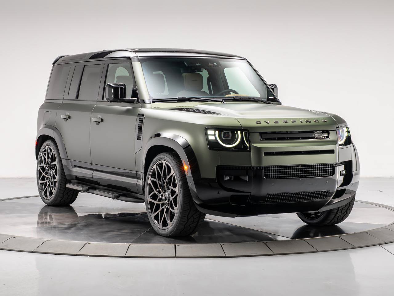 Used 2026 Land Rover Defender 110 X-Dynamic SE AWD/4WD image 7