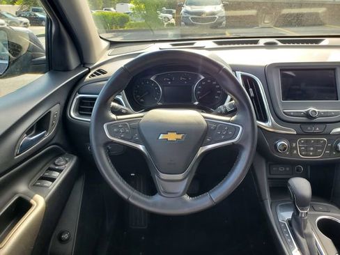 Certified 2022 Chevrolet Equinox LT FWD image 17