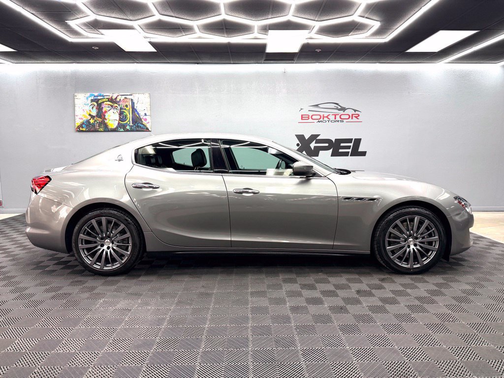 Used 2021 Maserati Ghibli RWD image 16
