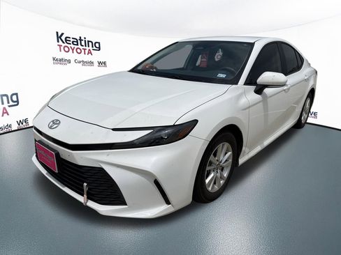 Certified 2025 Toyota Camry LE w/ Convenience Package FWD image 3