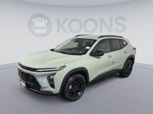 New 2026 Chevrolet Trax ACTIV image 1