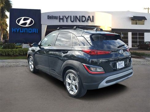 Certified 2023 Hyundai Kona SEL w/ Convenience Package image 4