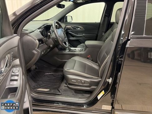 Used 2022 Chevrolet Traverse Premier w/ Redline Edition image 18