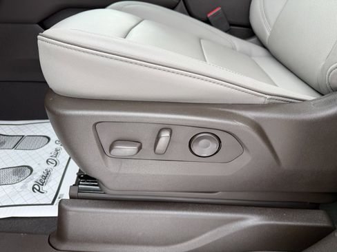 New 2026 GMC Yukon XL Elevation w/ Elevation Premium Package image 26