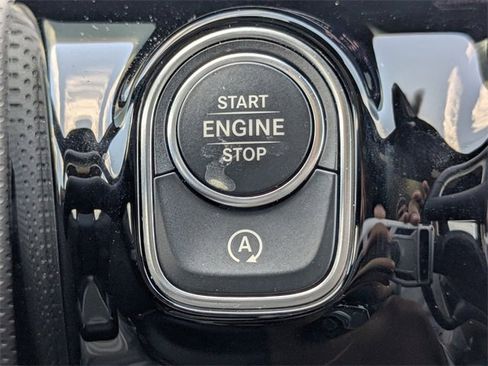 Used 2025 Mercedes-Benz CLA 250 image 30
