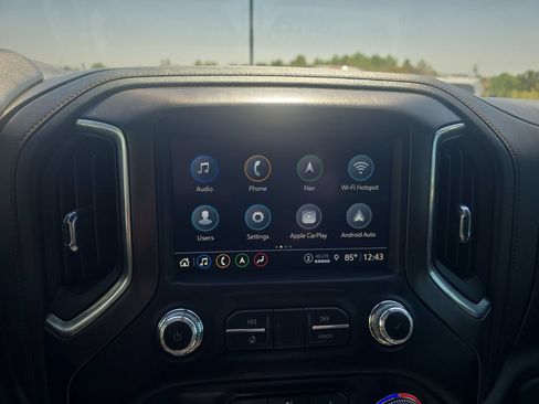 Used 2022 GMC Sierra 2500 AT4 w/ AT4 Premium Plus Package AWD/4WD image 21
