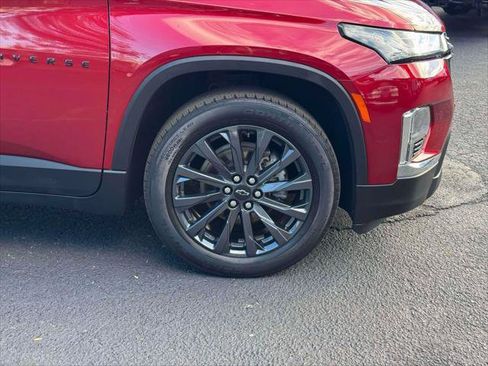 Used 2023 Chevrolet Traverse RS AWD/4WD image 9