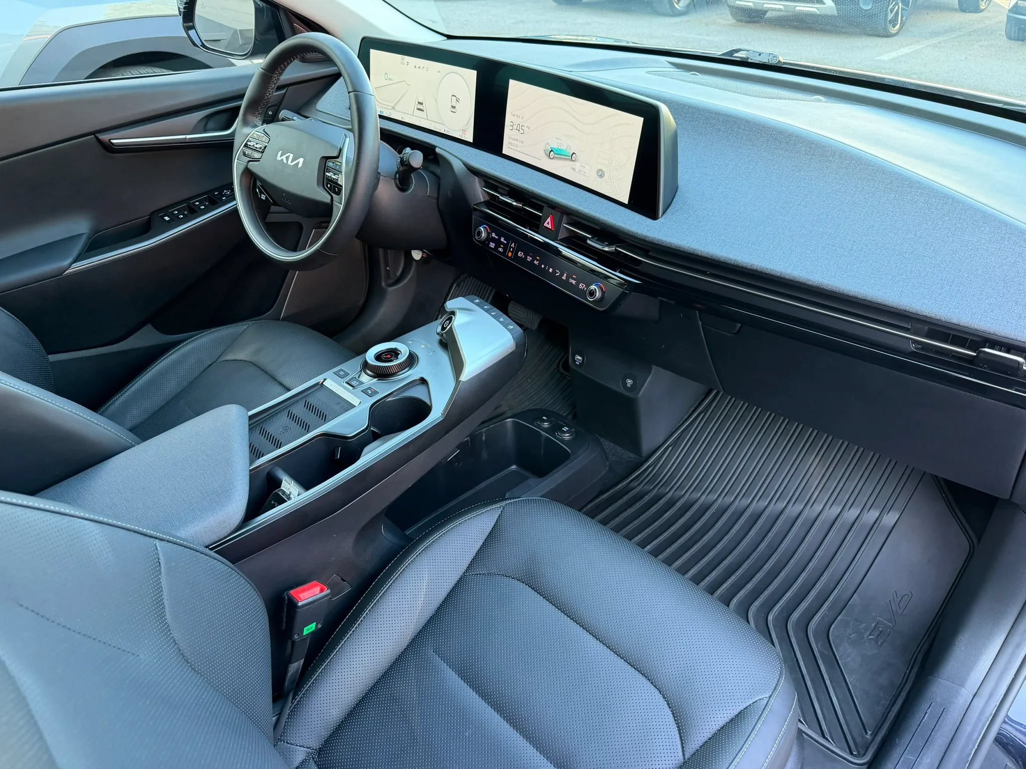 Used 2022 Kia EV6 Wind w/ Wind Technology Package AWD/4WD image 22
