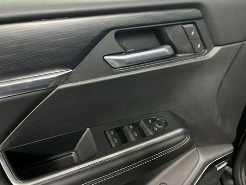 Certified 2025 GMC Acadia Elevation image 23