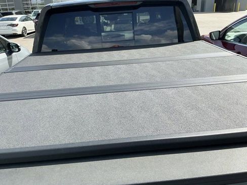 Used 2024 Honda Ridgeline Black Edition image 15