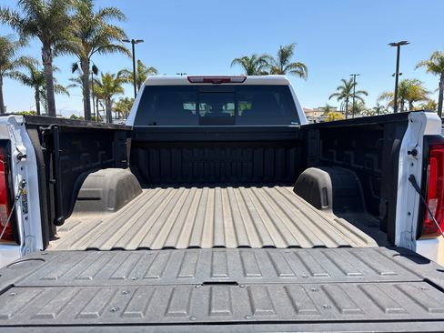 Used 2024 GMC Sierra 1500 Denali AWD/4WD image 6