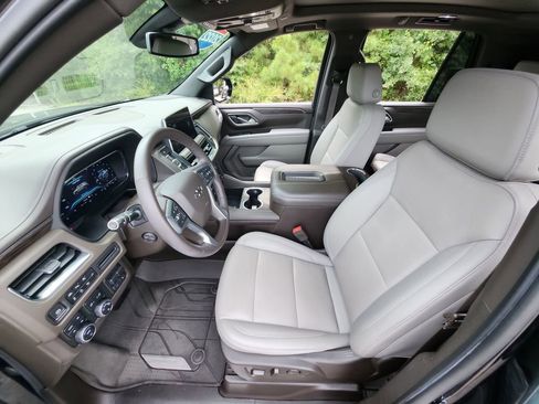 Certified 2022 Chevrolet Tahoe Z71 w/ Off-Road Capability Package image 25