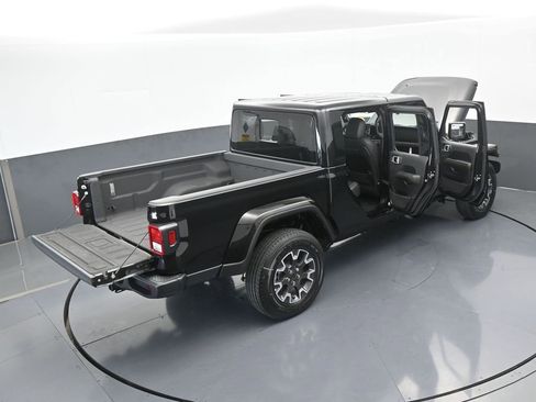 Used 2024 Jeep Gladiator Sport w/ Premium Package image 68