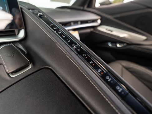 Used 2024 Chevrolet Corvette Stingray Coupe w/ 1LT image 26