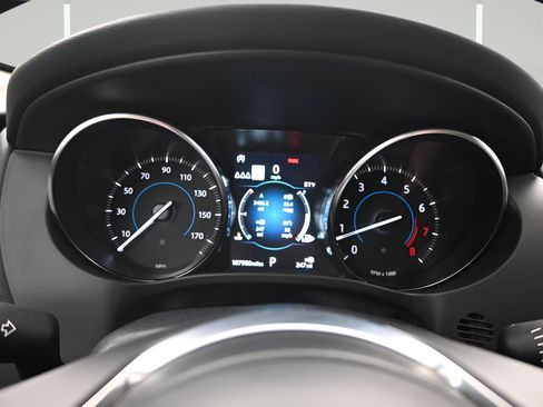 Used 2020 Jaguar F-PACE Prestige AWD/4WD image 18