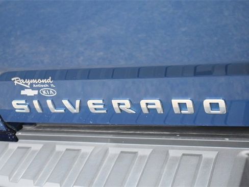 Certified 2018 Chevrolet Silverado 1500 LT w/ All Star Edition image 17