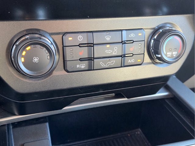 Used 2020 Ford F150 XLT w/ Equipment Group 302A Luxury AWD/4WD image 26