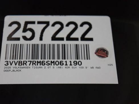 New 2025 Volkswagen Tiguan S image 15